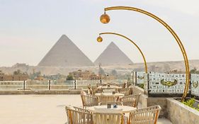 Giza Inn